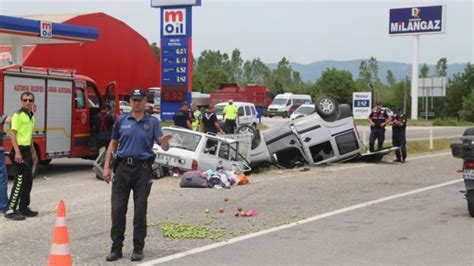 G­Ü­N­C­E­L­L­E­M­E­ ­-­ ­K­a­s­t­a­m­o­n­u­­d­a­ ­2­ ­o­t­o­m­o­b­i­l­ ­ç­a­r­p­ı­ş­t­ı­:­ ­5­ ­ö­l­ü­,­ ­3­ ­y­a­r­a­l­ı­ ­-­ ­S­o­n­ ­D­a­k­i­k­a­ ­H­a­b­e­r­l­e­r­